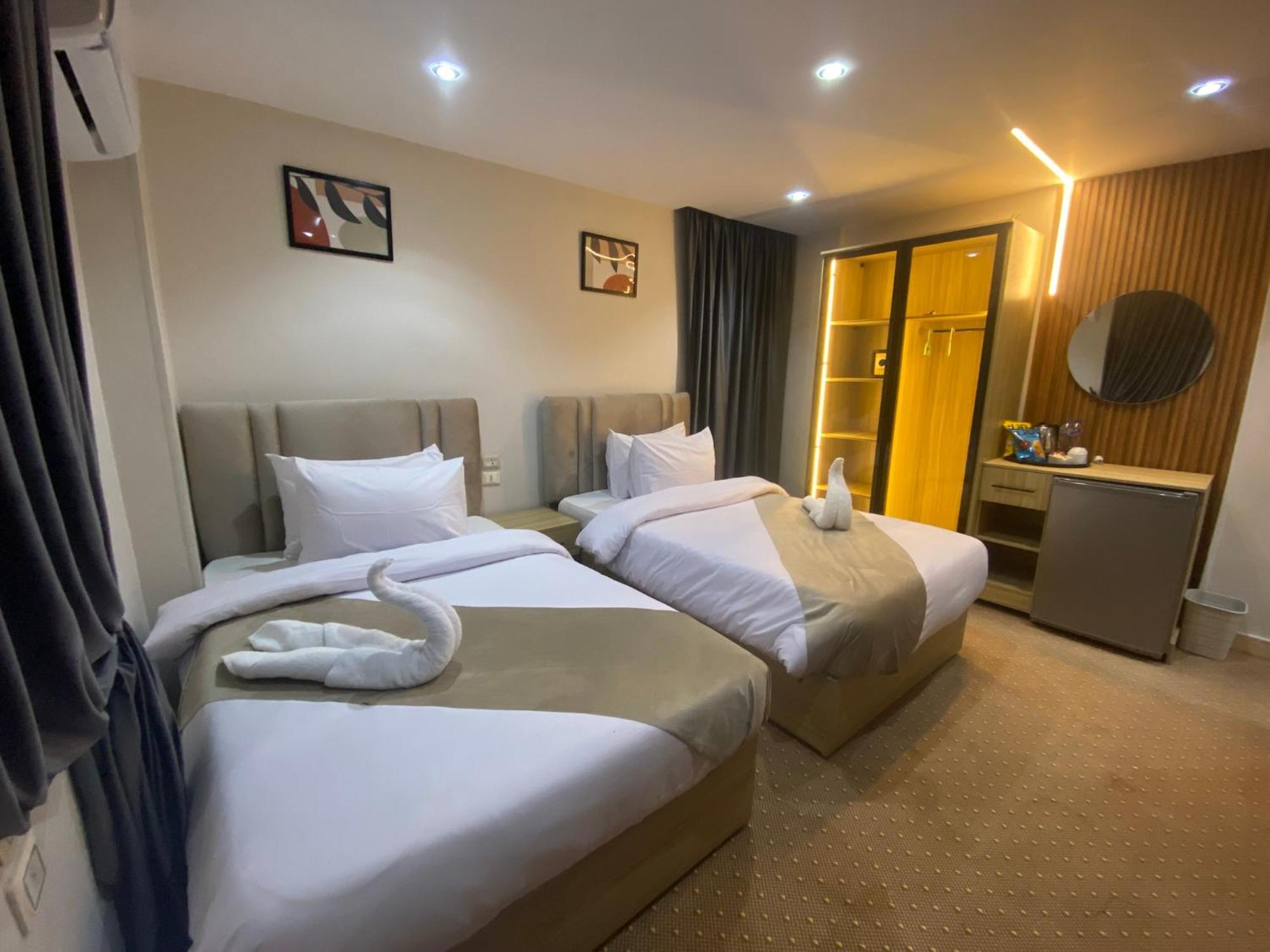 Giza Royal Golden Pyramids Inn מראה חיצוני תמונה