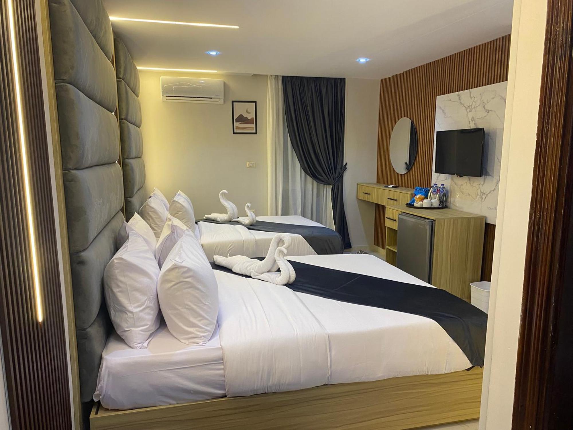 Giza Royal Golden Pyramids Inn מראה חיצוני תמונה
