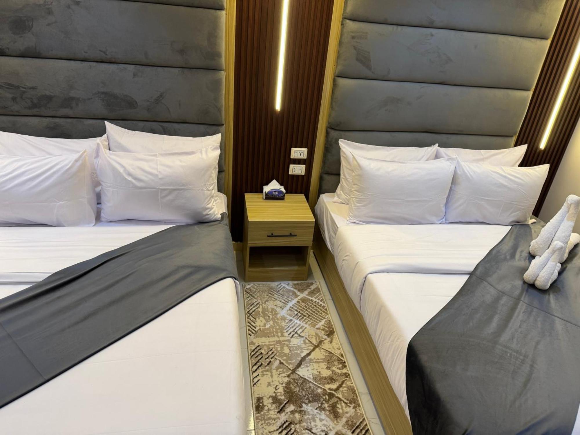 Giza Royal Golden Pyramids Inn מראה חיצוני תמונה